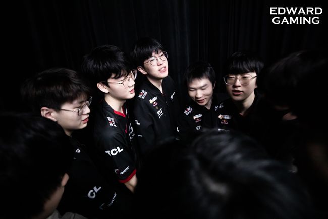 特别是在关 特别是在关